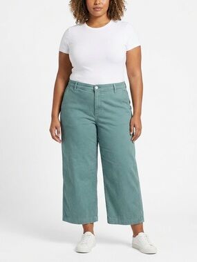 Ava Viv, High-Rise Wide Leg Crop Pants - 1XL